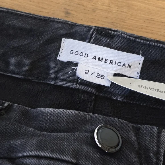 ๐ด 3/$30 Good American 26ร25 Good High Waist Crop Skinny Jeans In Black127 2/26 - Picture 6 of 15